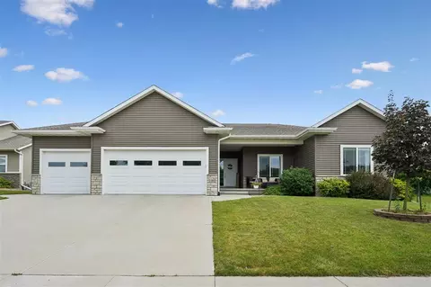 1202 Wood Lily Rd, Solon, IA 52333