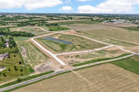 Hidden Lakes Lot #16, Iowacity, IA 52240