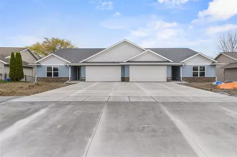 309 James Blvd, Oxford, IA 52322