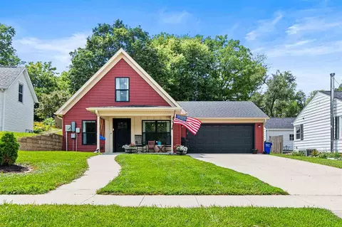 328 N Downey, West Branch, IA 52358
