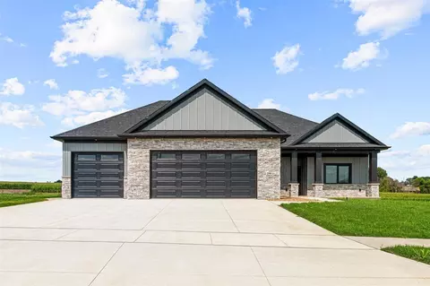 250 Howard Ave, Swisher, IA 52338