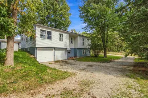 120 N Knisel St, Riverside, IA 52327