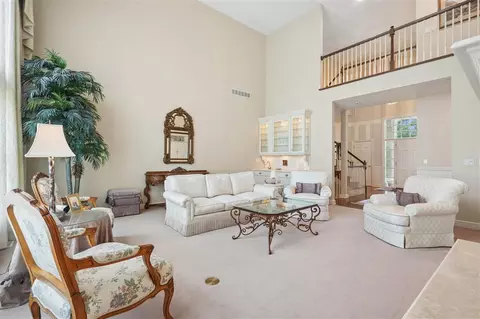 Living - 3545 Timber Ridge Trl, Cedar Rapids, IA 52411 photo 3 of 4