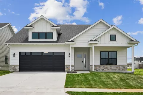 1271 Roosevelt Cir, North Liberty, IA 52317