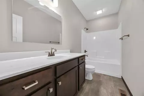 Bath - 331 E Main St, Solon, IA 52333 photo 2 of 3