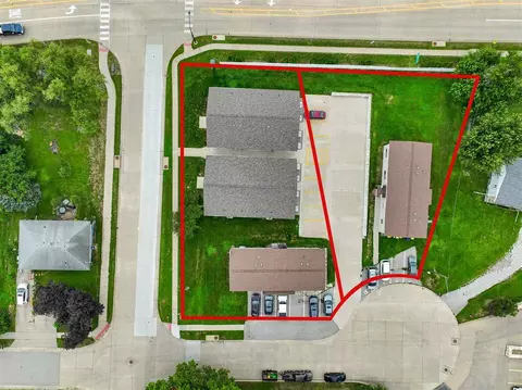 301 College St, Tiffin, IA 52340