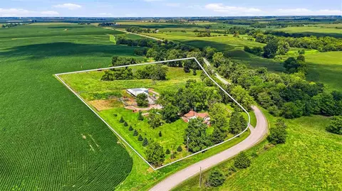 2955 245th St, Ainsworth, IA 52201
