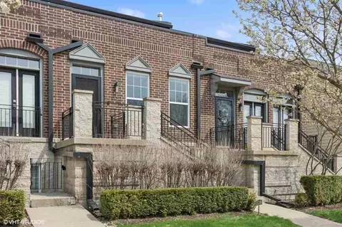 1753 Foster Rd, Iowa City, IA 52245