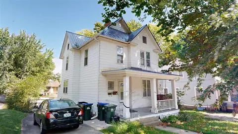 1204 E Burlington St, Iowa City, IA 52240