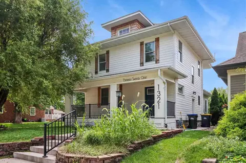 1321 Rochester Ave, Iowa City, IA 52245