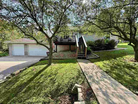 218 S High Ave, Oxford, IA 52322