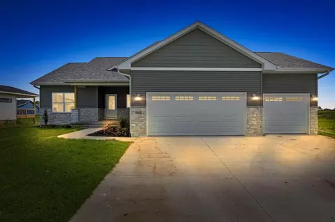 1365 Remley St, North Liberty, IA 52317