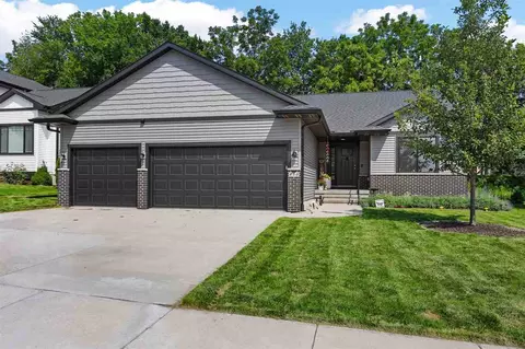 850 Aiden St, Iowa City, IA 52245