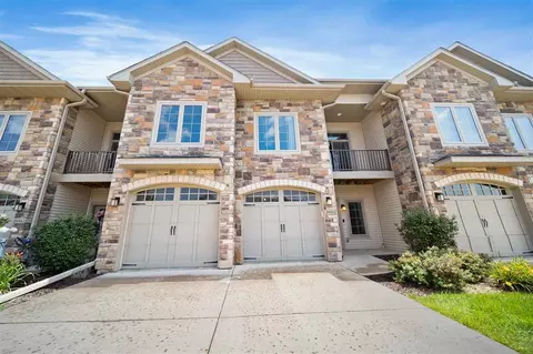 2869 Blue Sage Dr, Coralville, IA 52241