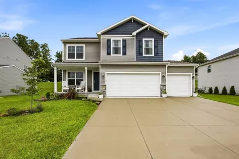 709 Prairie View Dr, West Branch, IA 52358