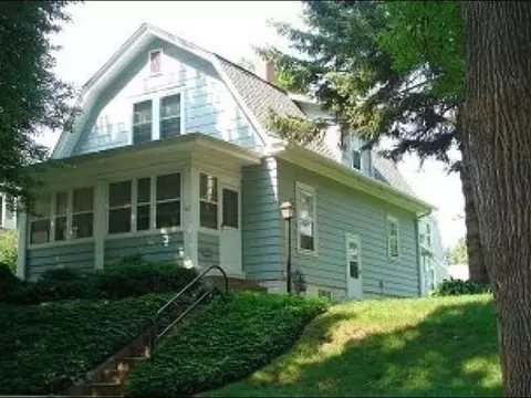 517 Grant St, Iowa City, IA 52240