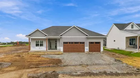 1401 Green Oak Pass, Tiffin, IA 52340