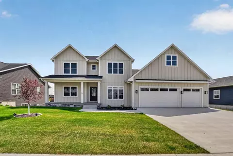 1700 Green Oak Pass, Tiffin, IA 52340