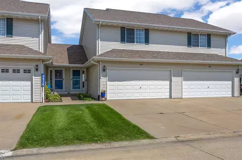 3456 Quail Trail Ct, Marion, IA 52302