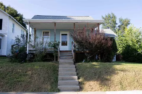 132 E Wilson, Oxford, IA 52322
