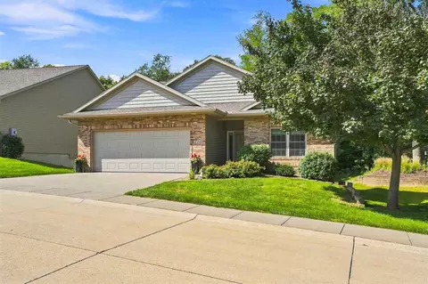 2248 Jessica Ln, Coralville, IA 52241