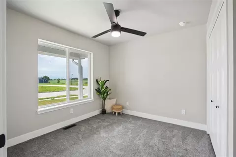 Bedroom - 808 Crestview Dr, Solon, IA 52333 photo 1 of 7