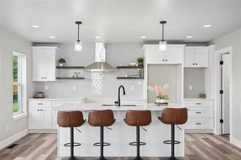 Kitchen - 808 Crestview Dr, Solon, IA 52333 photo 1 of 1