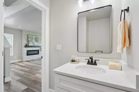Bath - 808 Crestview Dr, Solon, IA 52333 photo 1 of 5