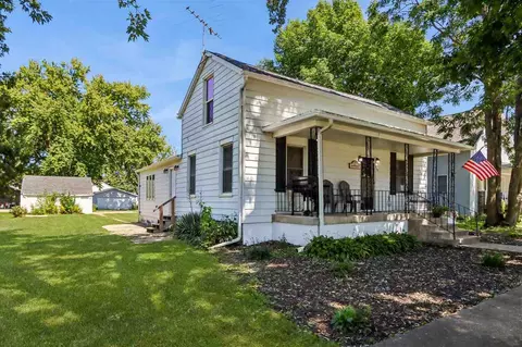 528 W Marion St, Marengo, IA 52301
