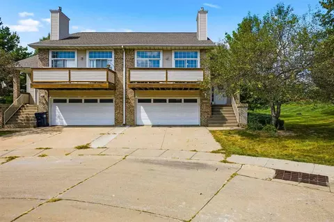 1429 Mckinley Pl, Iowa City, IA 52246