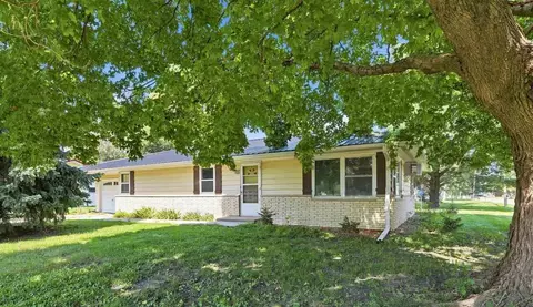 820 E Tyler St, Washington, IA 52353