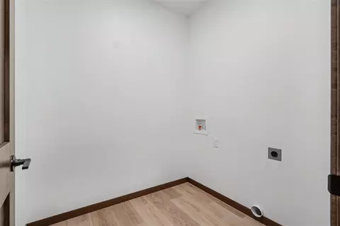 Other - 718 Pointer Cir, Center Point, IA 52213 photo 6 of 9