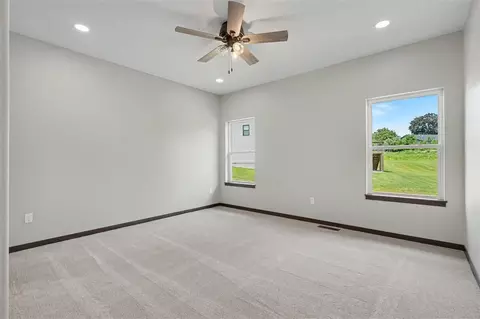 Bedroom - 718 Pointer Cir, Center Point, IA 52213 photo 1 of 7