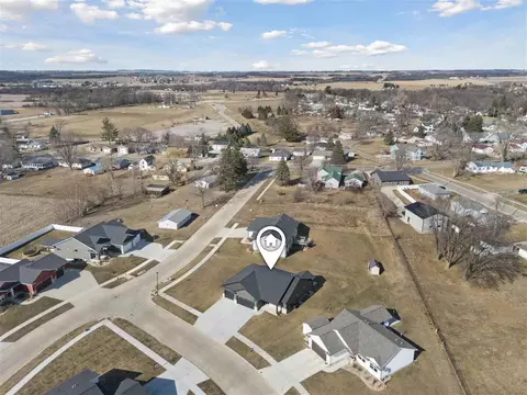 View/Area - 718 Pointer Cir, Center Point, IA 52213 photo 2 of 5