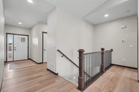 Entry Way - 718 Pointer Cir, Center Point, IA 52213 photo 1 of 1