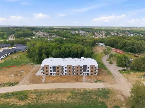 4425 Deer Creek Rd, Iowa City, IA 52246