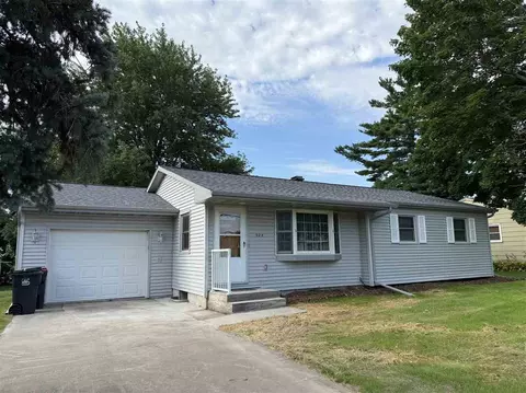 306 W Orange, West Branch, IA 52358
