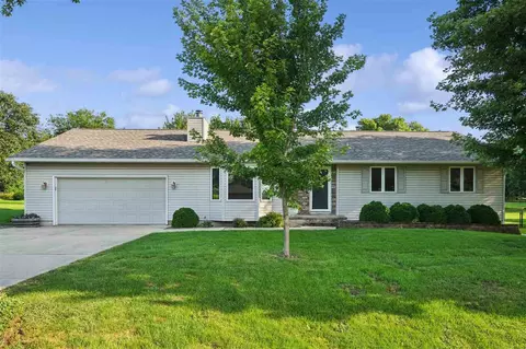 460 W B Ave, Walford, IA 52351