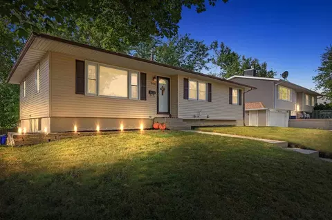 3601 2nd Ave SW, Cedar Rapids, IA 52404