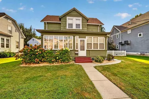 26 N Governor St, Iowa City, IA 52245