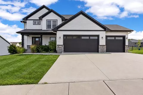 112 Sedona St, Iowa City, IA 52246