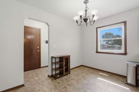 Entry Way - 1306 E 2nd St, Washington, IA 52353 photo 1 of 1