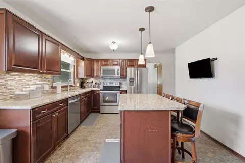 Kitchen - 1306 E 2nd St, Washington, IA 52353 photo 3 of 4