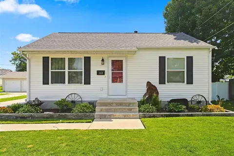 1619 NW 9th St, Cedar Rapids, IA 52405