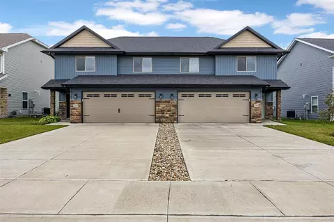 3300 Loethen Ln, Coralville, IA 52241