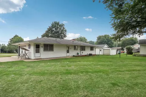 Exterior - 609 E Hickory St, Riverside, IA 52327 photo 8 of 8