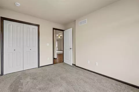 Bedroom - 212 Will Dr, Solon, IA 52333 photo 4 of 5