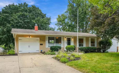 3105 E Court St, Iowa City, IA 52245