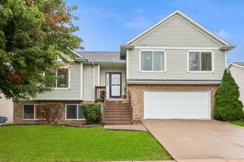 230 Lockview Ave, North Liberty, IA 52317