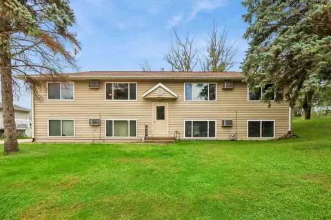 356 S Maple St, West Branch, IA 52358